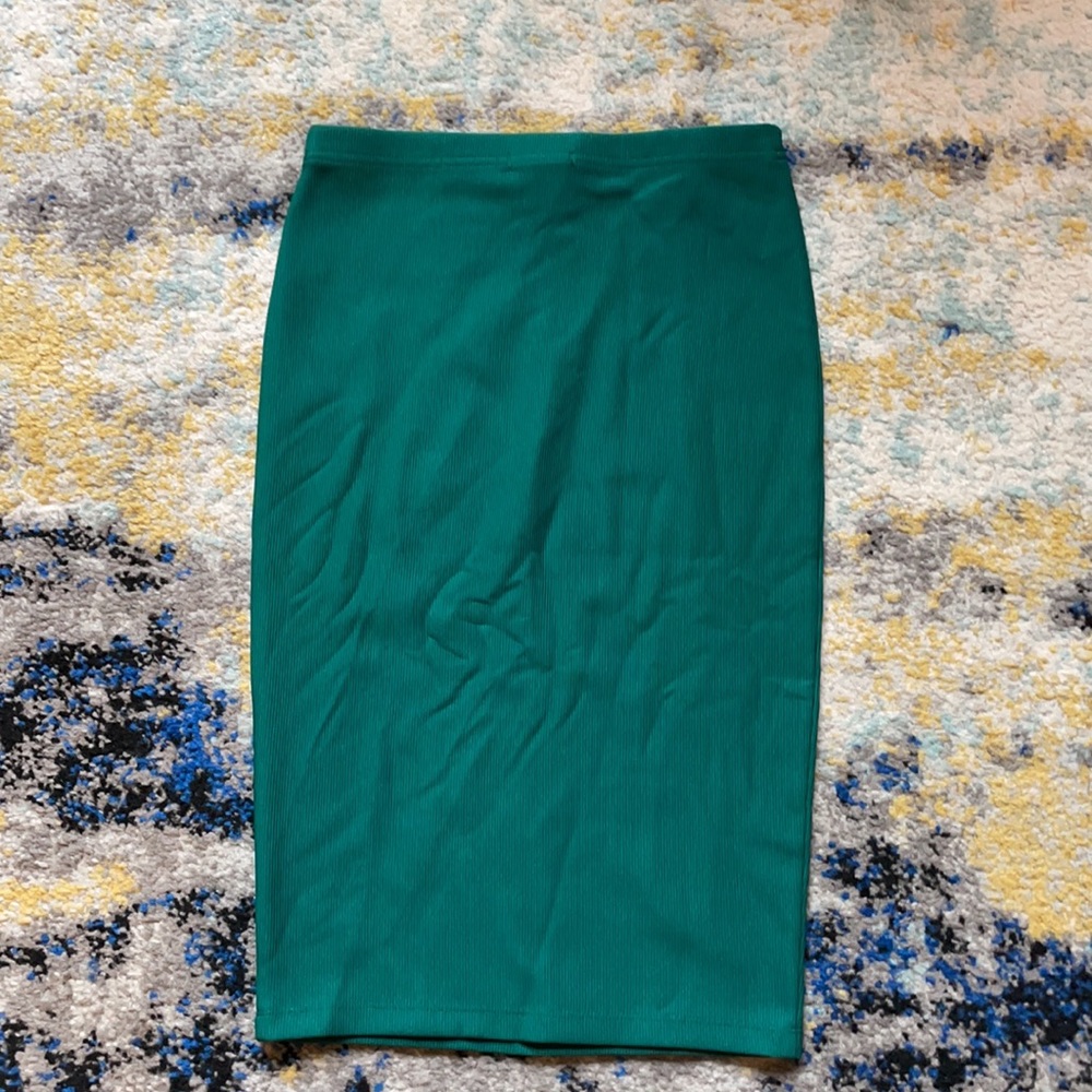 BUNDLE ALERT - Picture 3 of 10